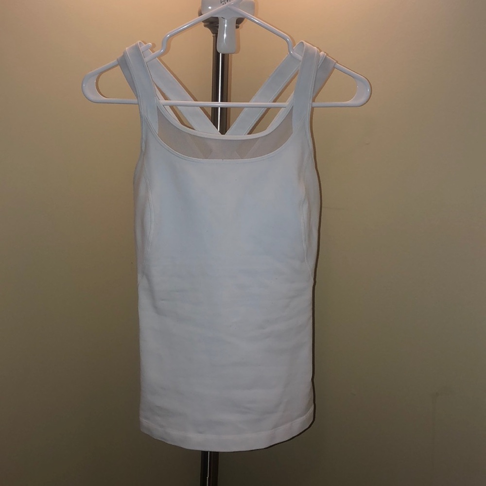 Lululemon top
